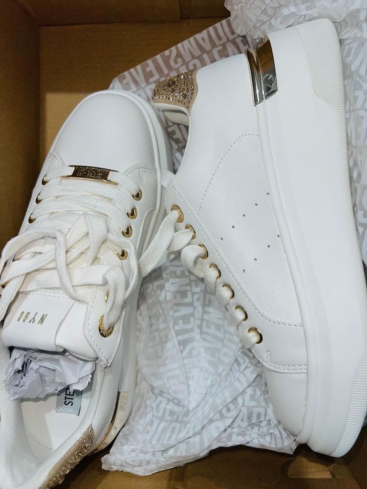 Steve Madden sneakers